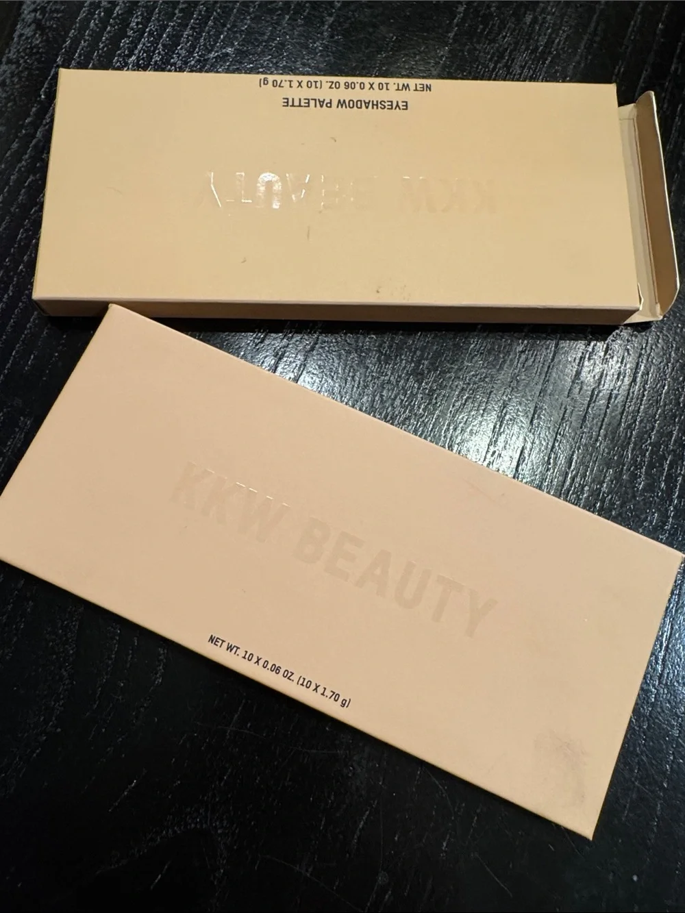KKW Beauty Eyeshadow Palette - Classic Blossom Neutrals